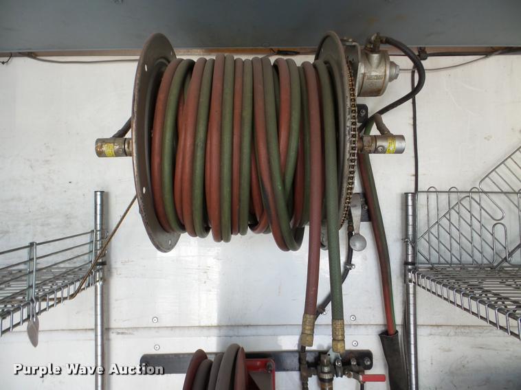 image for item DA7274 1999 GMC C7500 service truck