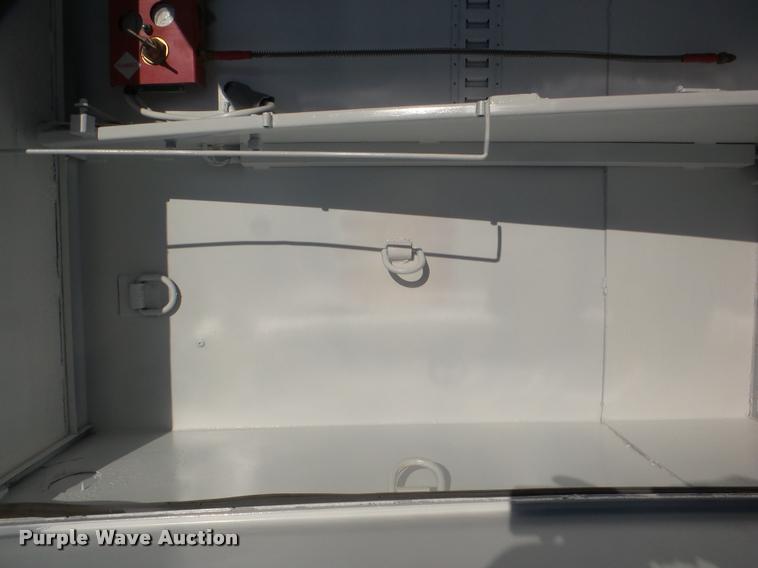 image for item DA7274 1999 GMC C7500 service truck