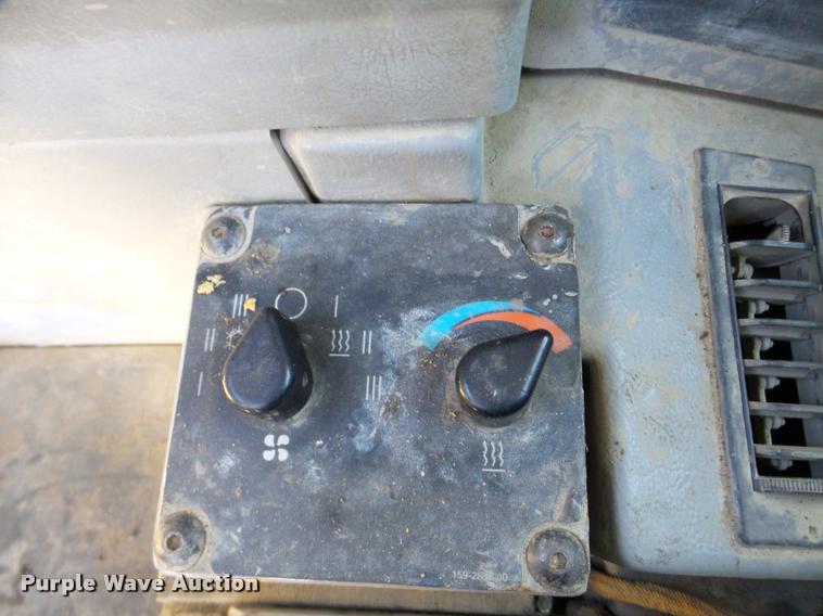 image for item DA7277 1999 Caterpillar D400E II haul truck