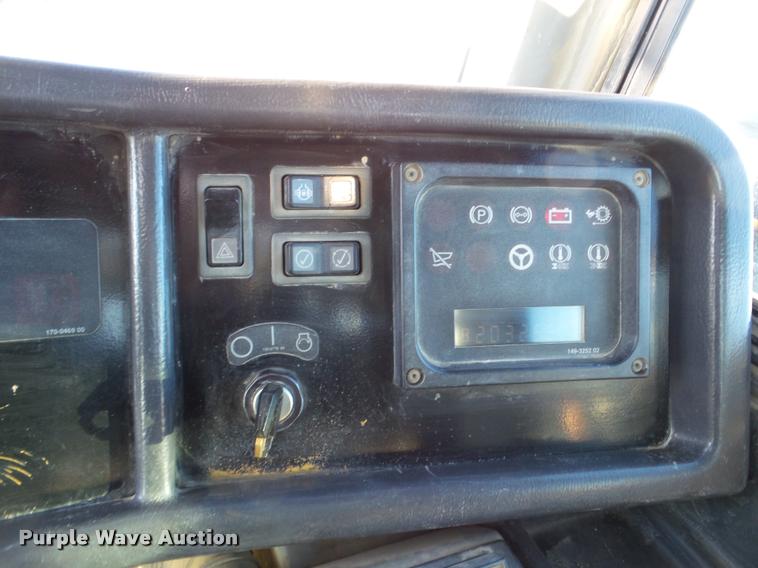 image for item DA7277 1999 Caterpillar D400E II haul truck