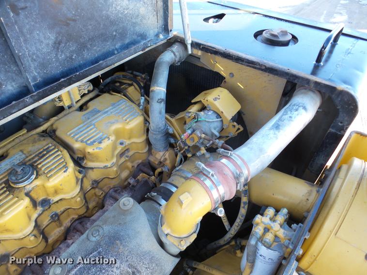 image for item DA7277 1999 Caterpillar D400E II haul truck