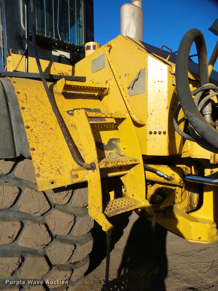 image for item DA7277 1999 Caterpillar D400E II haul truck