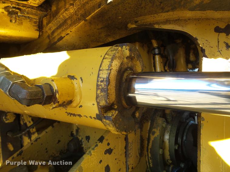 image for item DA7277 1999 Caterpillar D400E II haul truck