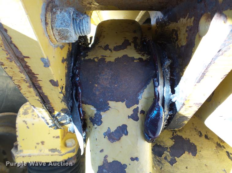 image for item DA7277 1999 Caterpillar D400E II haul truck