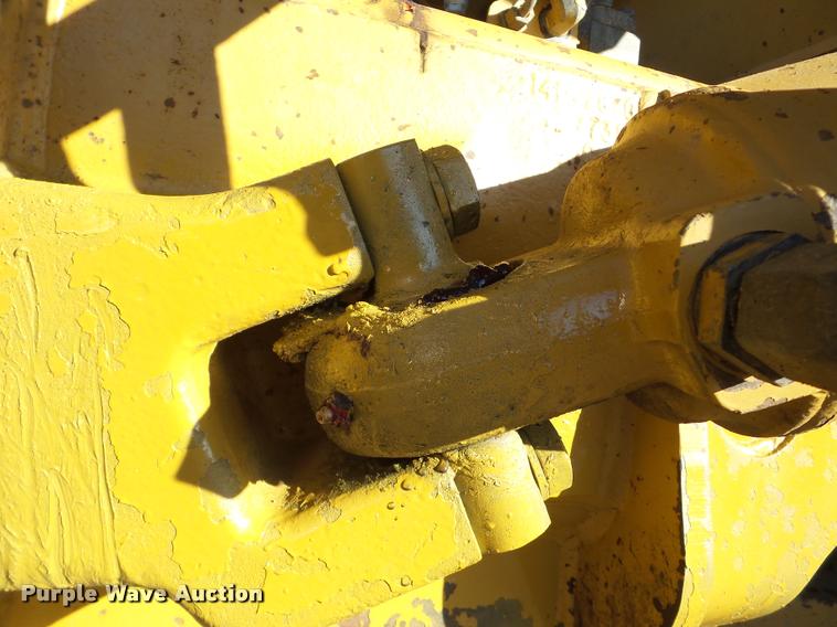 image for item DA7277 1999 Caterpillar D400E II haul truck