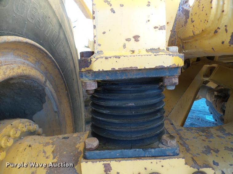 image for item DA7277 1999 Caterpillar D400E II haul truck