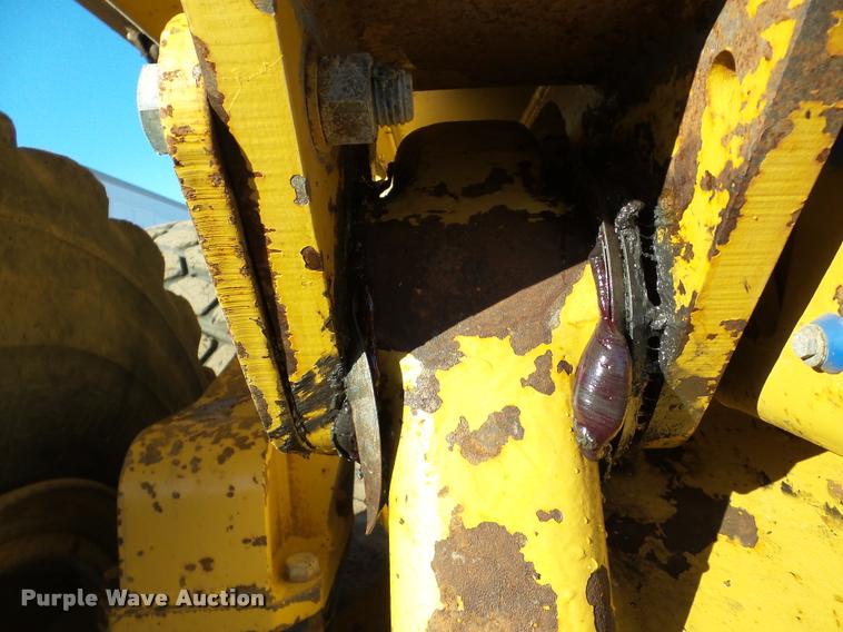 image for item DA7277 1999 Caterpillar D400E II haul truck