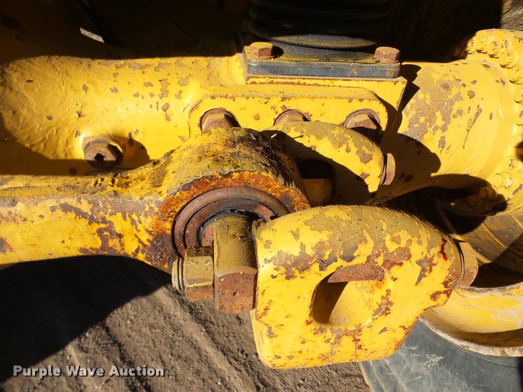 image for item DA7277 1999 Caterpillar D400E II haul truck