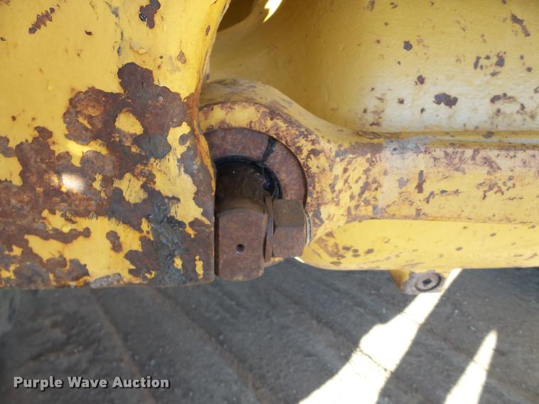 image for item DA7277 1999 Caterpillar D400E II haul truck