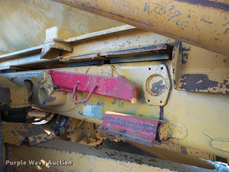image for item DA7277 1999 Caterpillar D400E II haul truck