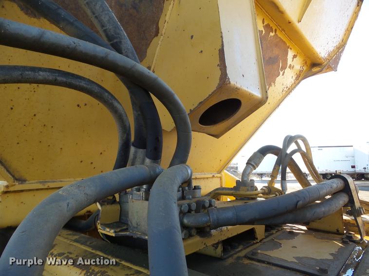 image for item DA7277 1999 Caterpillar D400E II haul truck