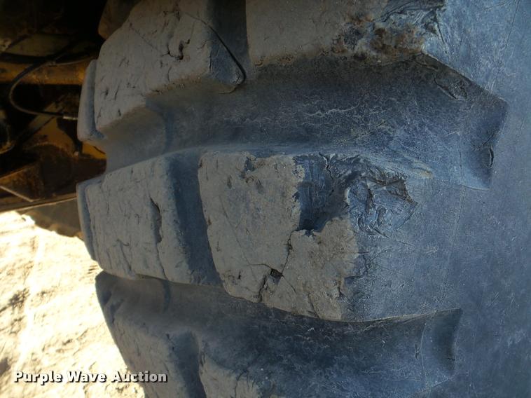 image for item DA7277 1999 Caterpillar D400E II haul truck