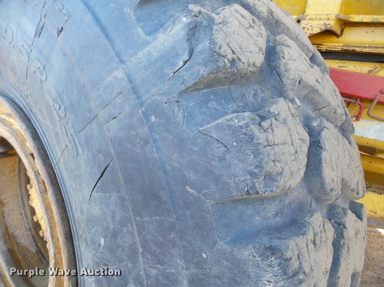 image for item DA7277 1999 Caterpillar D400E II haul truck