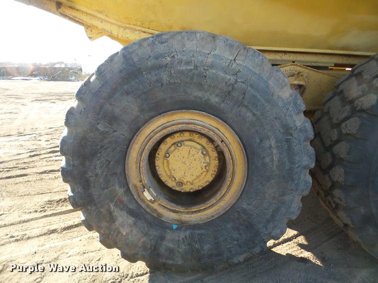 image for item DA7277 1999 Caterpillar D400E II haul truck