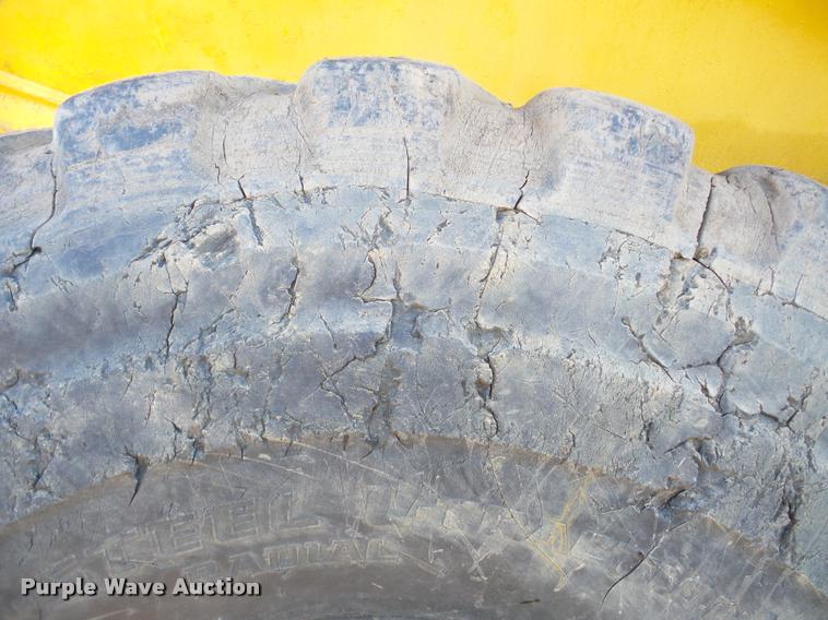 image for item DA7277 1999 Caterpillar D400E II haul truck