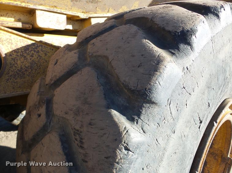 image for item DA7277 1999 Caterpillar D400E II haul truck