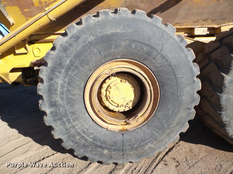 image for item DA7277 1999 Caterpillar D400E II haul truck