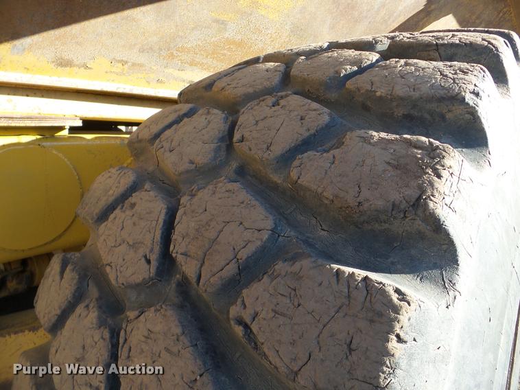 image for item DA7277 1999 Caterpillar D400E II haul truck