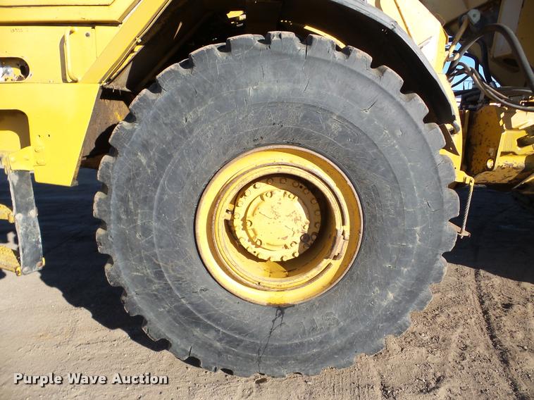 image for item DA7277 1999 Caterpillar D400E II haul truck