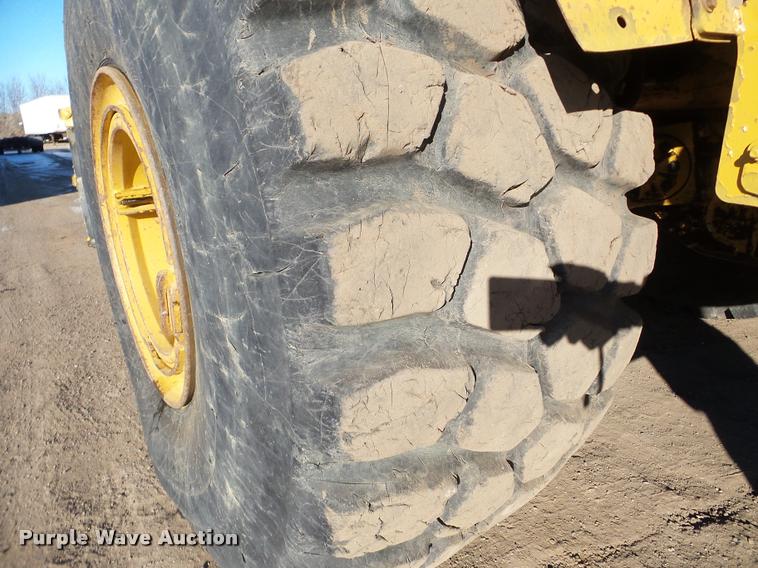 image for item DA7277 1999 Caterpillar D400E II haul truck