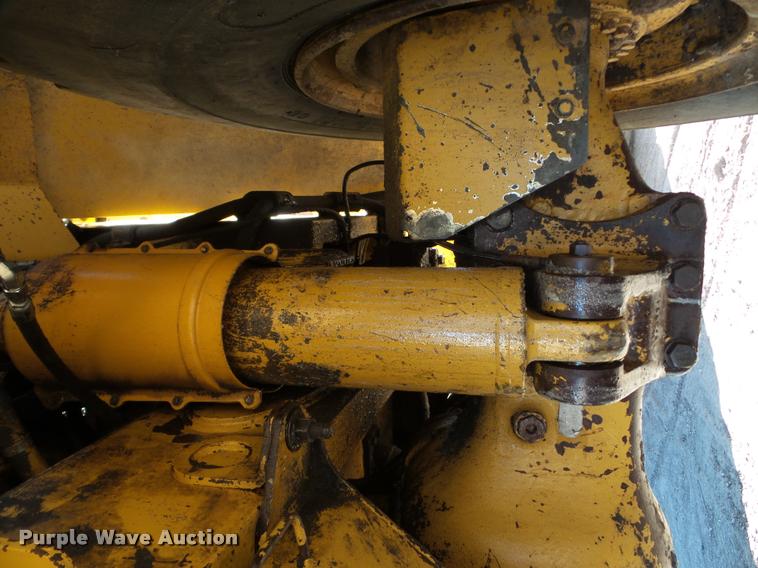 image for item DA7277 1999 Caterpillar D400E II haul truck