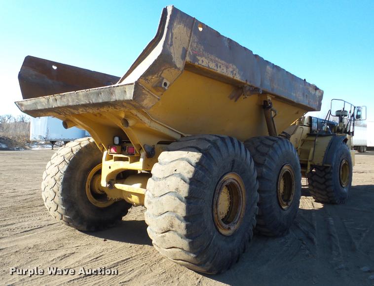 image for item DA7278 2000 Caterpillar D400E II haul truck