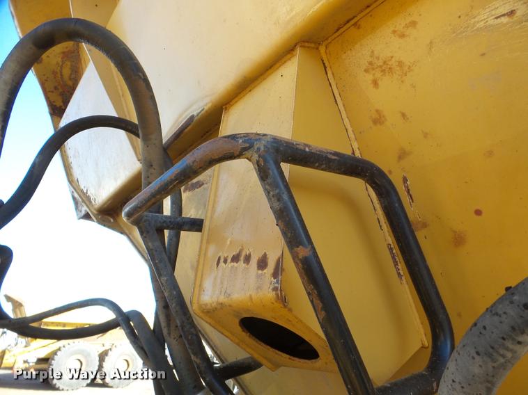 image for item DA7278 2000 Caterpillar D400E II haul truck