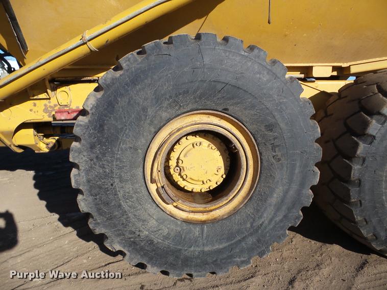 image for item DA7278 2000 Caterpillar D400E II haul truck