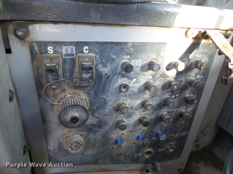 image for item DA7279 2000 Caterpillar D400E II haul truck