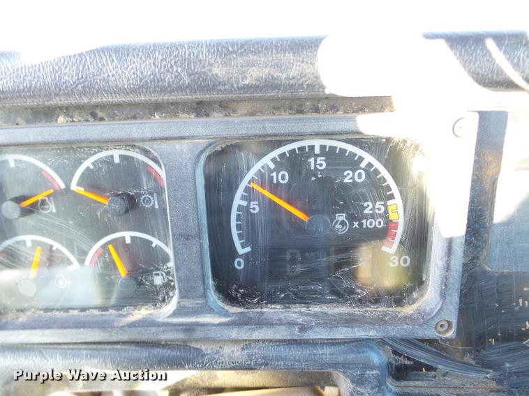 image for item DA7279 2000 Caterpillar D400E II haul truck