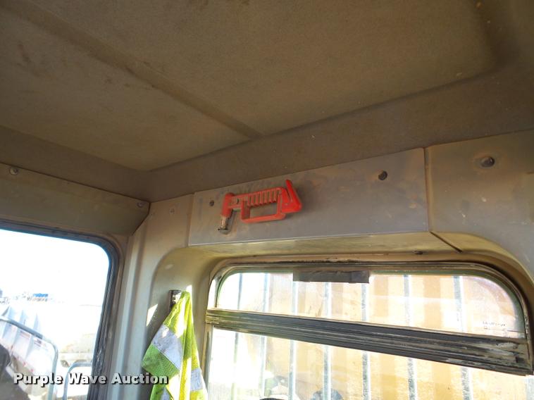 image for item DA7279 2000 Caterpillar D400E II haul truck