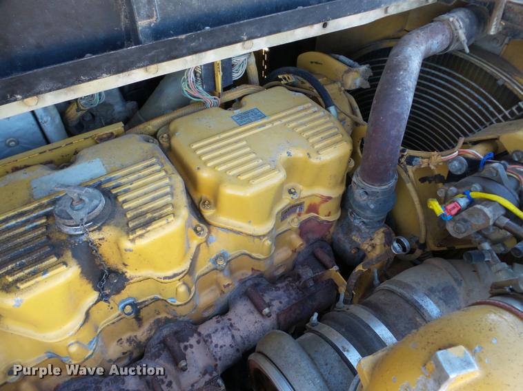 image for item DA7279 2000 Caterpillar D400E II haul truck