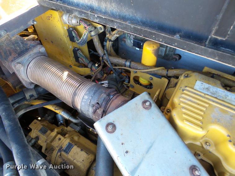 image for item DA7279 2000 Caterpillar D400E II haul truck