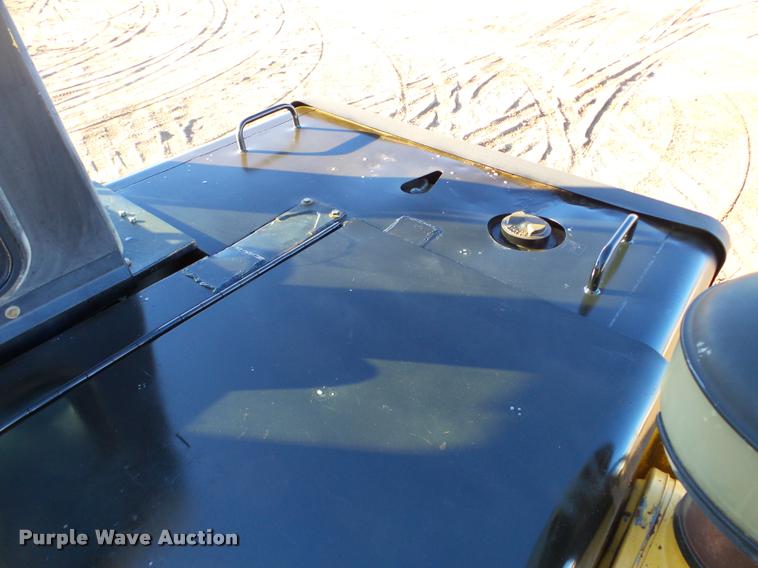 image for item DA7279 2000 Caterpillar D400E II haul truck