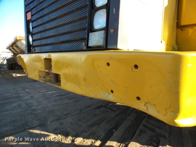 image for item DA7279 2000 Caterpillar D400E II haul truck