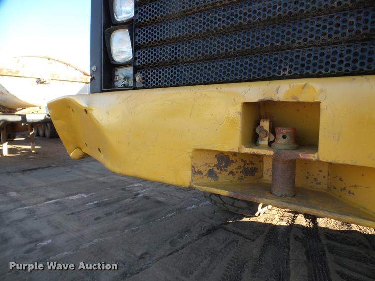 image for item DA7279 2000 Caterpillar D400E II haul truck