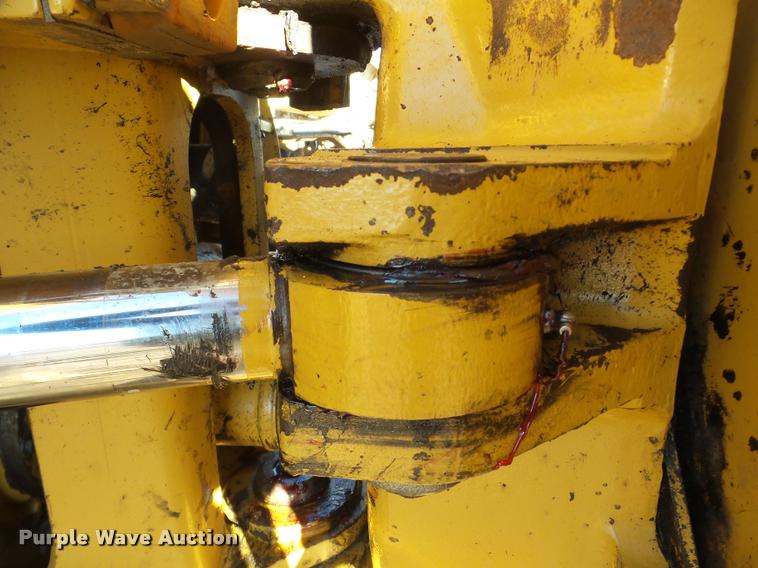 image for item DA7279 2000 Caterpillar D400E II haul truck