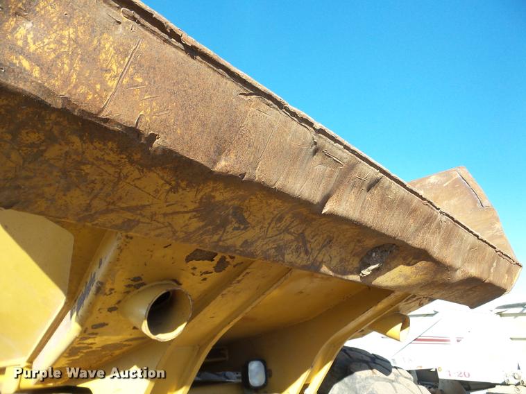 image for item DA7279 2000 Caterpillar D400E II haul truck