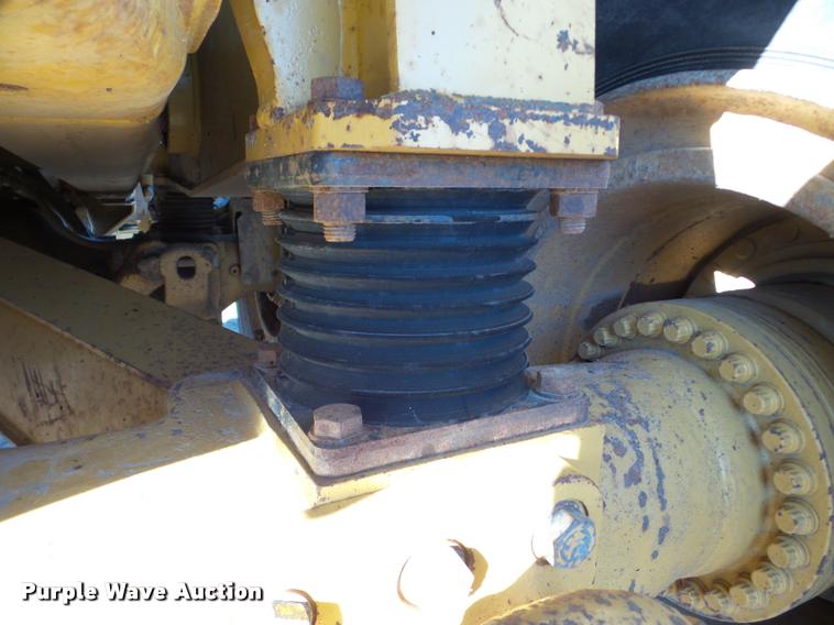 image for item DA7279 2000 Caterpillar D400E II haul truck