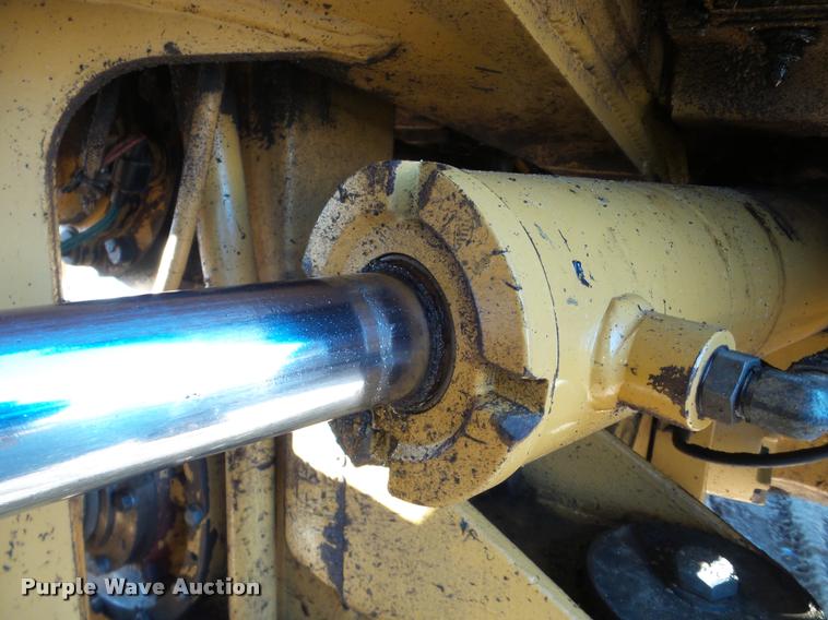 image for item DA7279 2000 Caterpillar D400E II haul truck