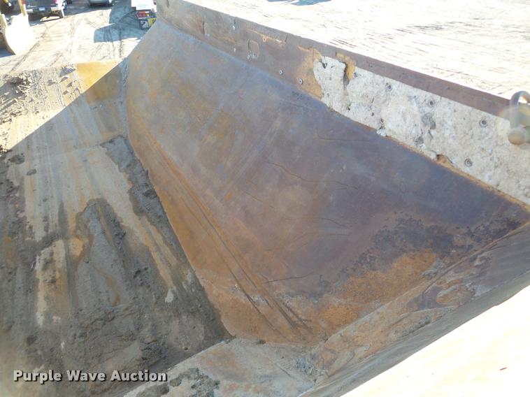 image for item DA7279 2000 Caterpillar D400E II haul truck