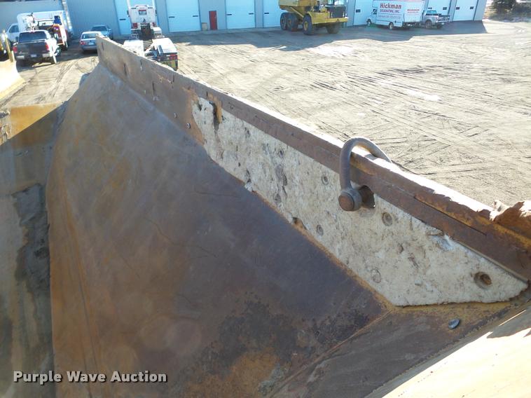 image for item DA7279 2000 Caterpillar D400E II haul truck