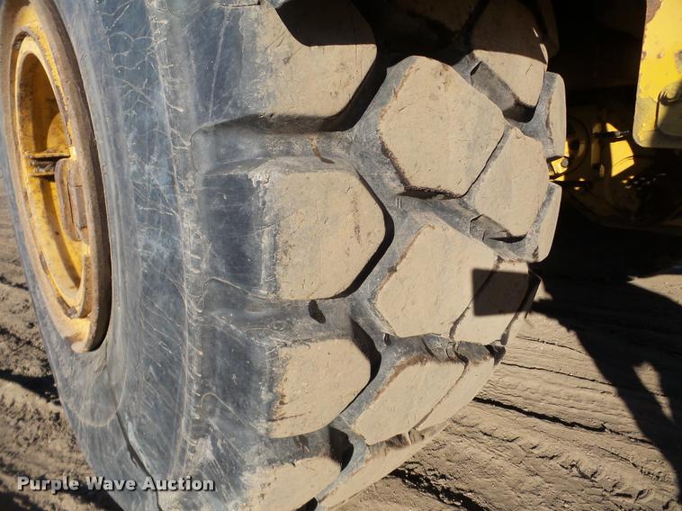 image for item DA7279 2000 Caterpillar D400E II haul truck