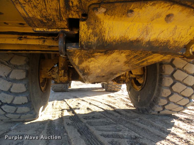 image for item DA7279 2000 Caterpillar D400E II haul truck