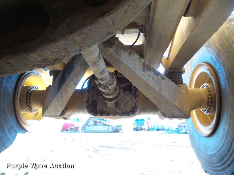 image for item DA7279 2000 Caterpillar D400E II haul truck