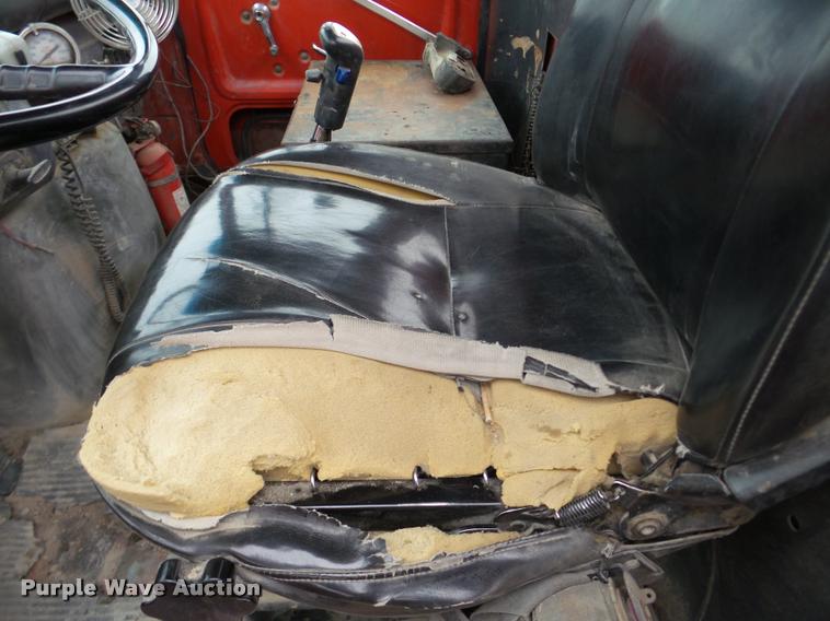 image for item DA7284 1989 Ford L9000 ready mix truck