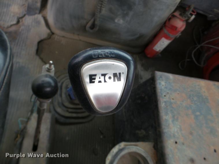 image for item DA7284 1989 Ford L9000 ready mix truck