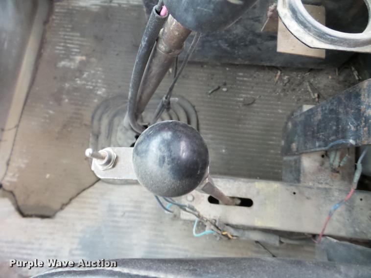 image for item DA7284 1989 Ford L9000 ready mix truck