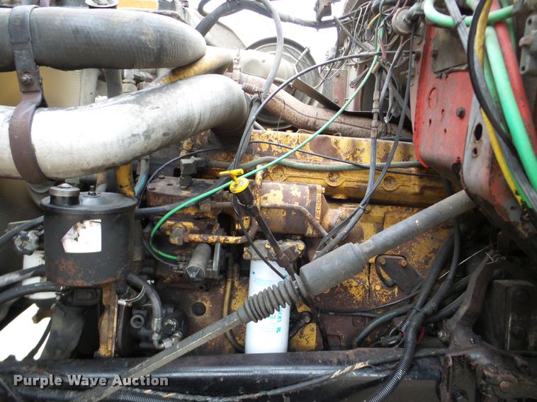 image for item DA7284 1989 Ford L9000 ready mix truck