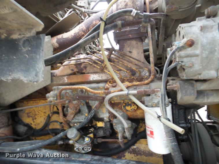 image for item DA7284 1989 Ford L9000 ready mix truck